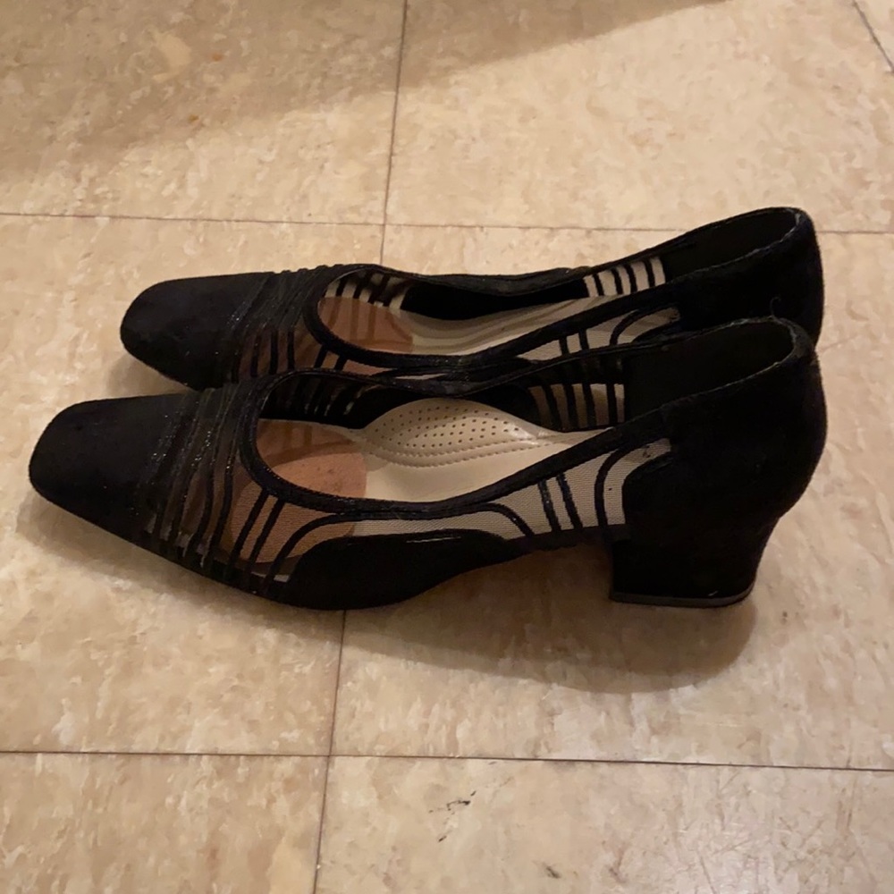 Black heels
